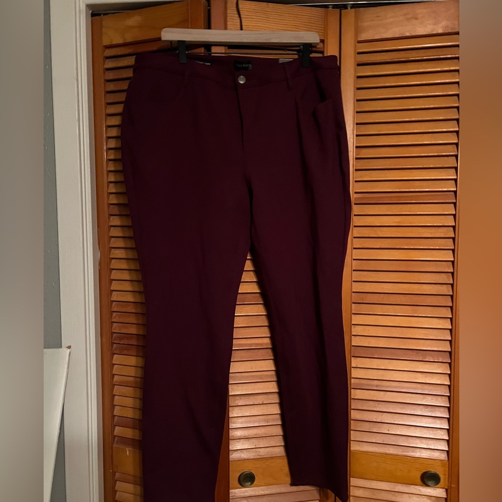 NWT Maroon Talbots jegging
